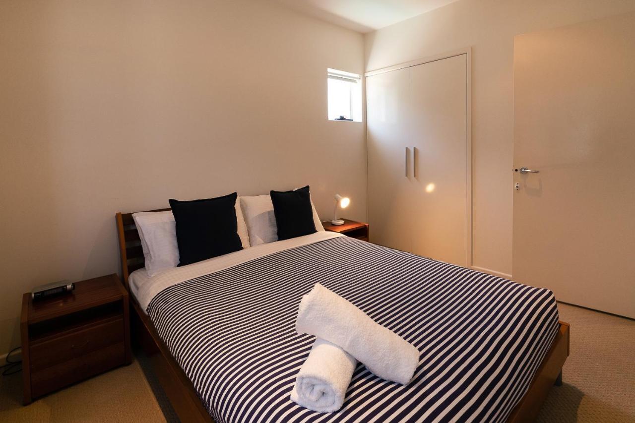 Aqua Promenade Beachfront Holiday Apartments 선라이즈 비치 외부 사진